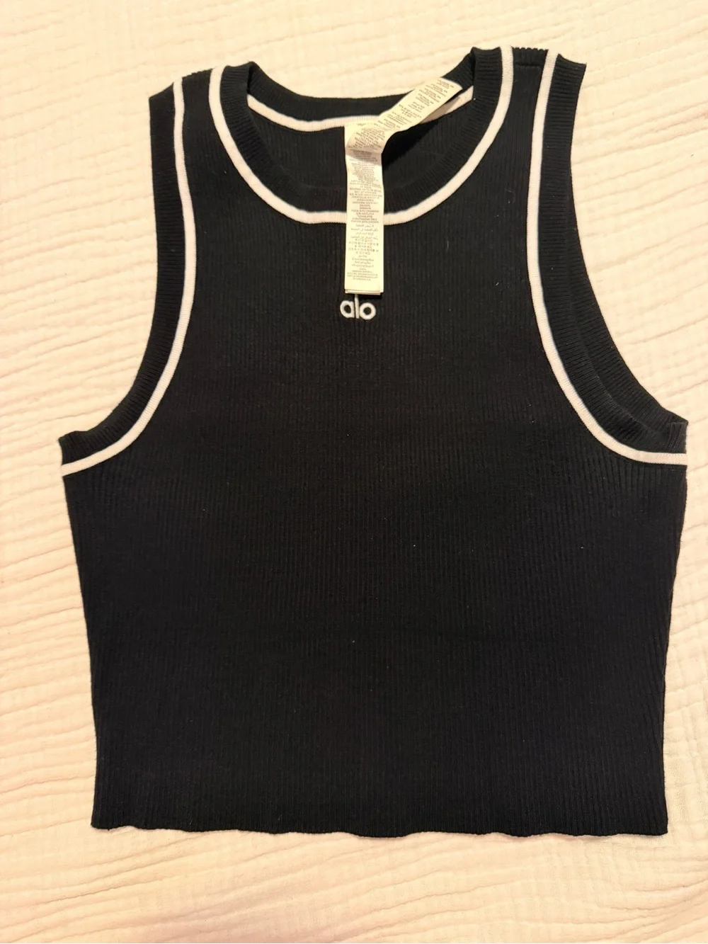 ALO Yoga Black Ribbed Cropped Tank with White Trim size Small